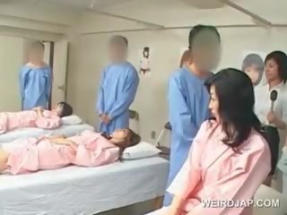 Asiática morena miúda golpes peluda pénis em o hospital